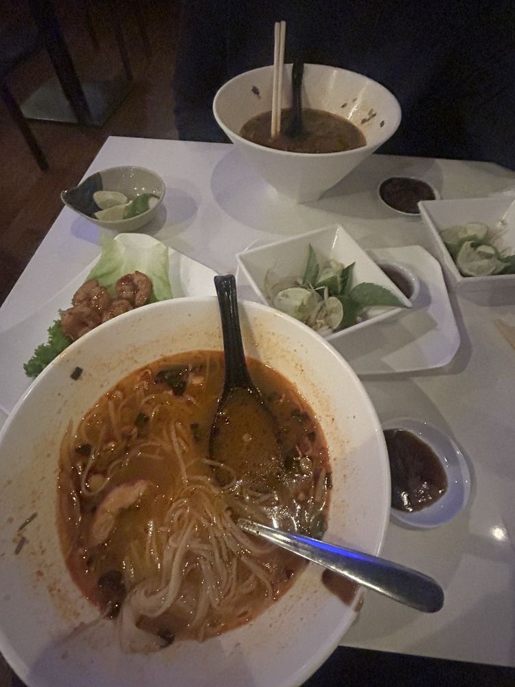 Grilled Shrimp Noodle Bowl