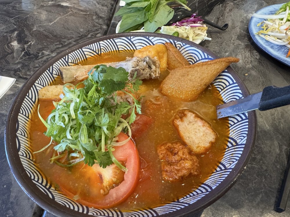 Bun Rieu