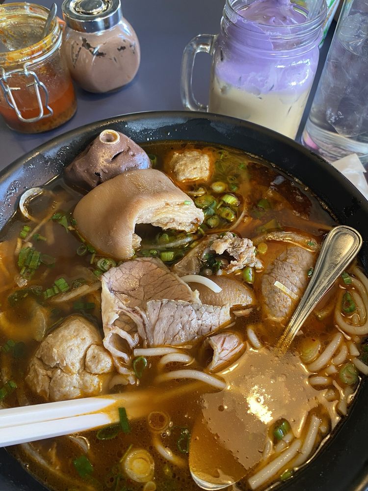 Bun Bo Hue