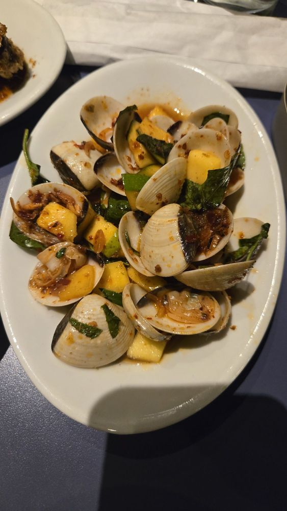 Mango Clams