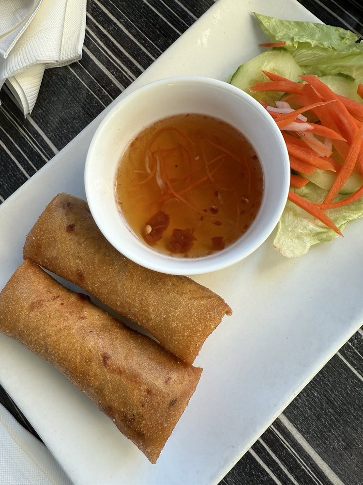 Chả Giò / Egg Roll