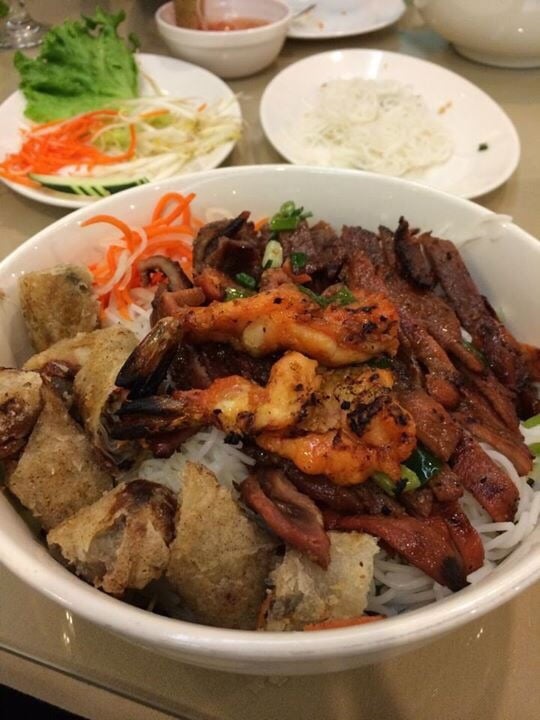 Combination Noodle Bowl