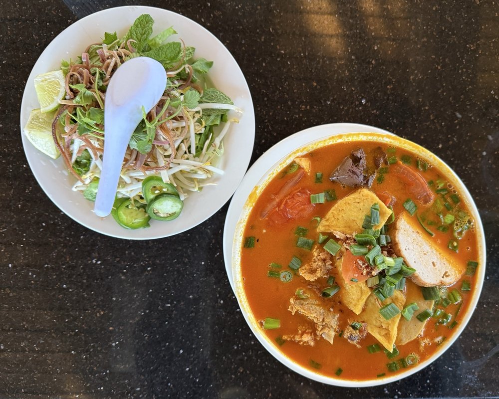 Bun Rieu