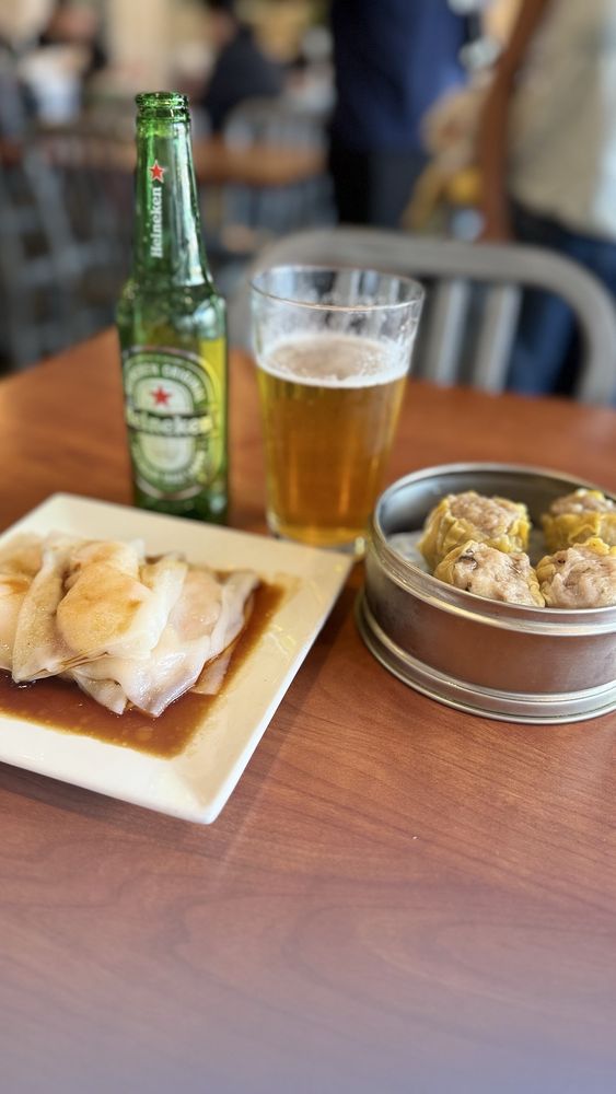 Pan Fried Flat Rice Noodles