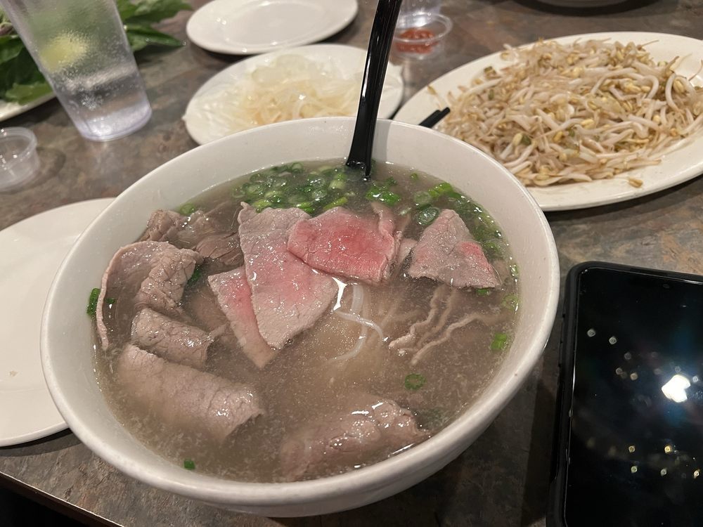 Pho Tai