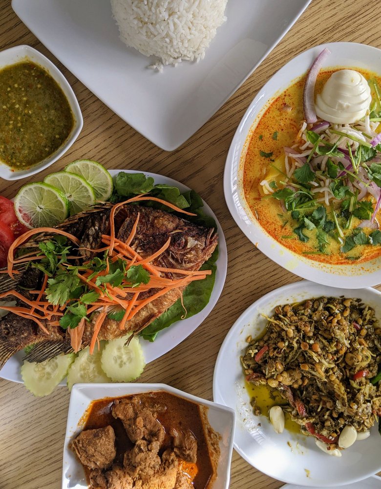 Burmese Chicken Curry