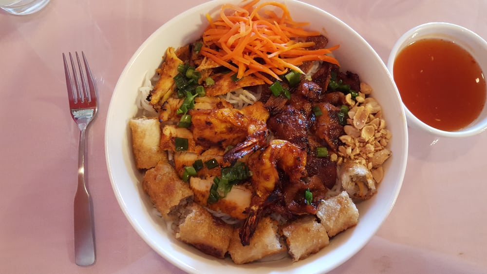 Combination Noodle Bowl