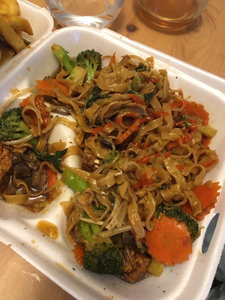 Lo Mein Noodle
