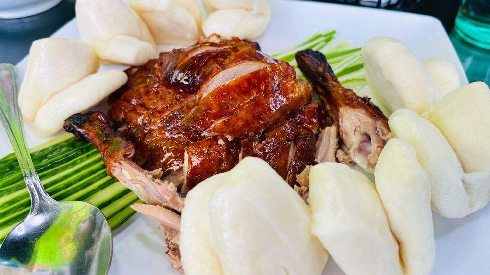 Sc1. Peking Duck with Steamed Bun