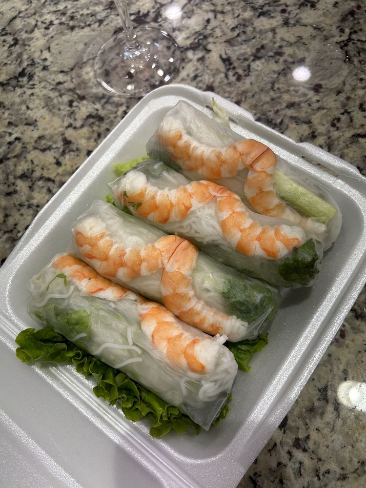 2 Fresh Spring Rolls