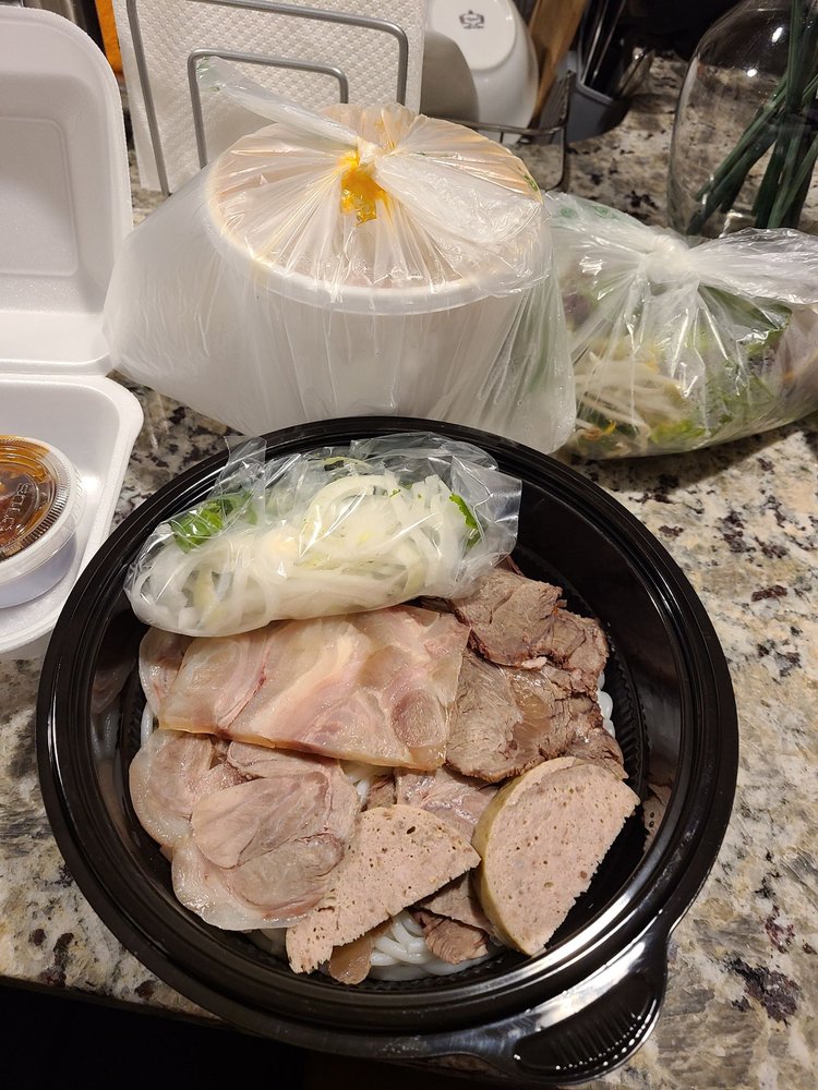 Traditional Spicy Beef Lemongrass Noodle Soup-bún Bò Huế-