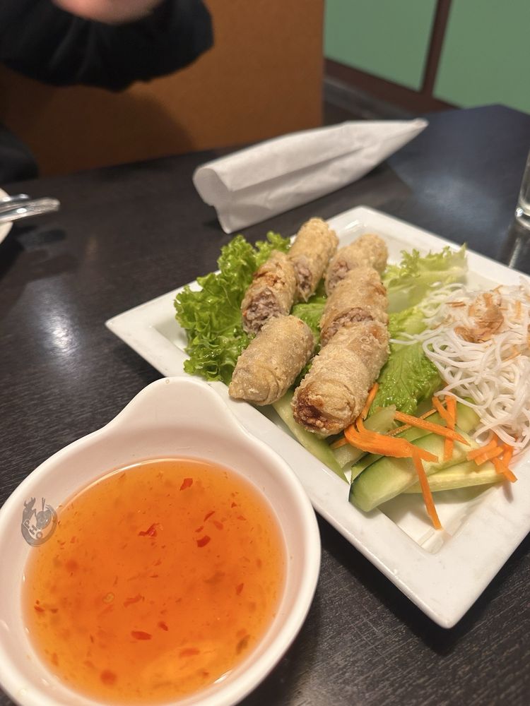 Vietnamese Egg Roll