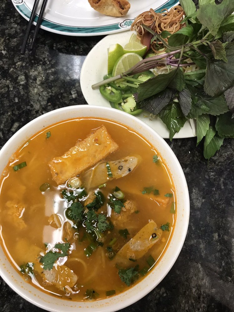 Bun Rieu