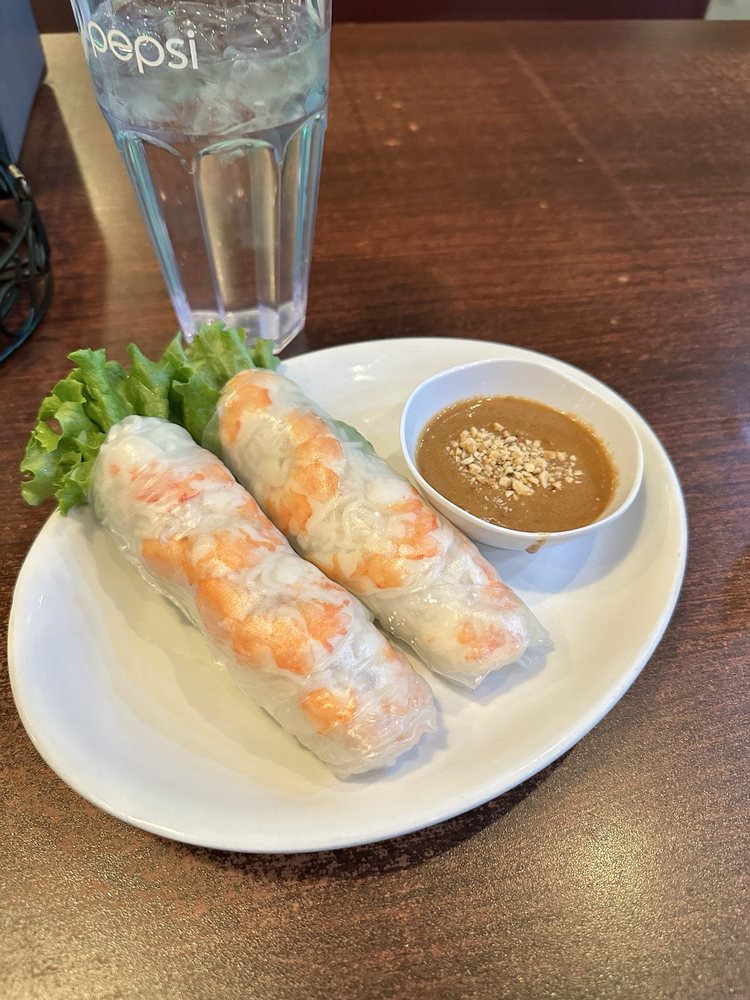 Gỏi Cuốn Tôm - Shrimp Spring Rolls