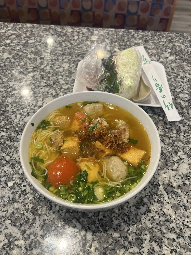 Bun Rieu