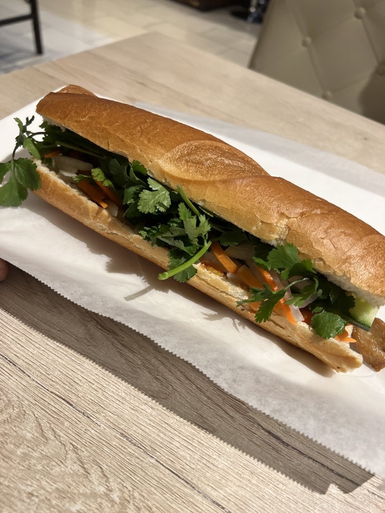 Bánh Mì Thịt Nướng
