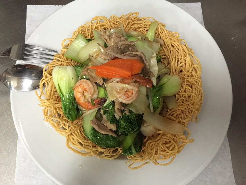 37b. Mì Xào Mềm Giờ-crispy Egg Noodle