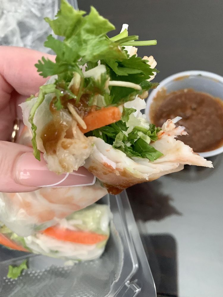 Fresh Shrimp Spring Rolls