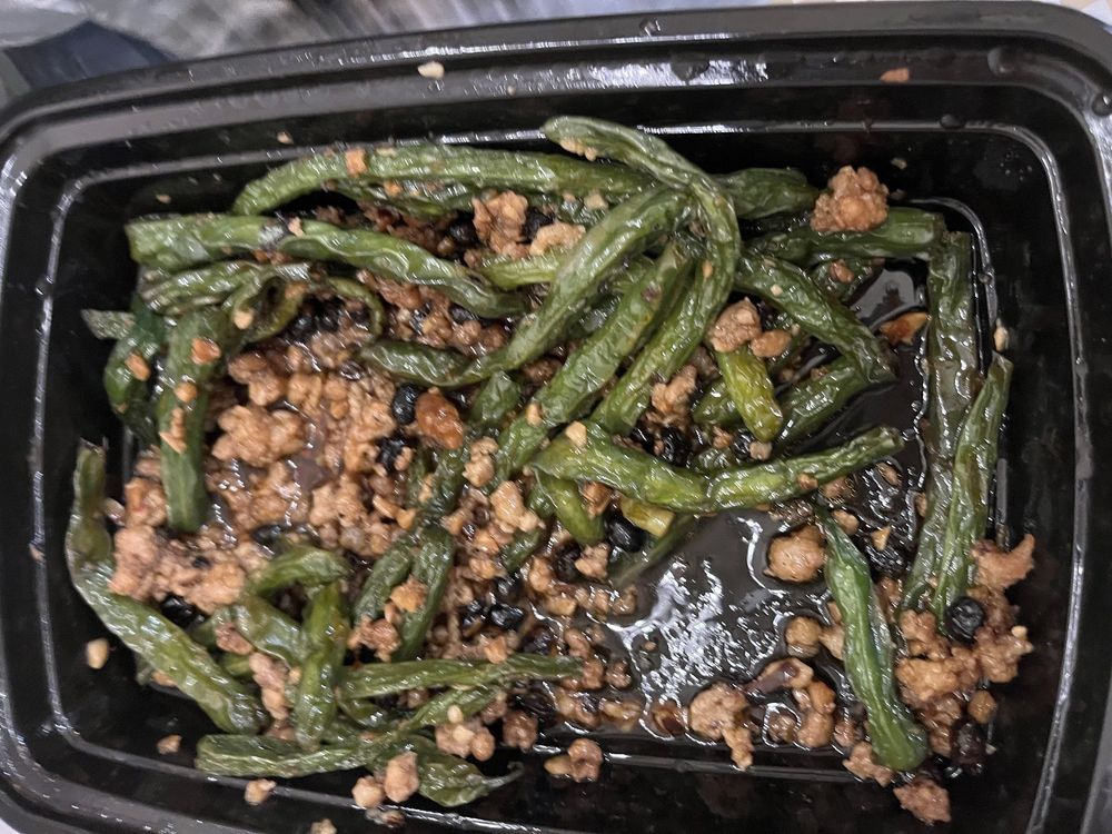 Hong Kong Style Cantonese Pan Fried Noodle