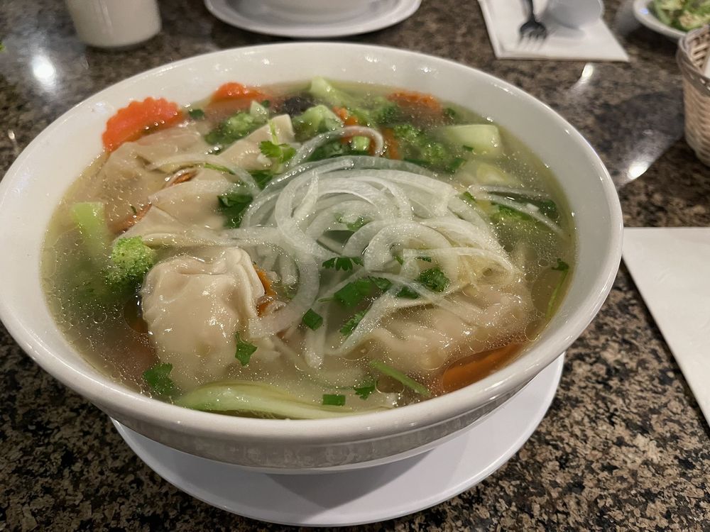 Dumpling Pho