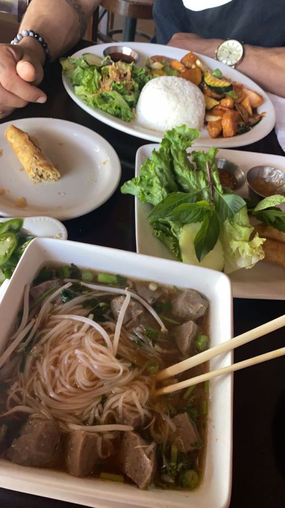 Raw Steak & Meatball Pho