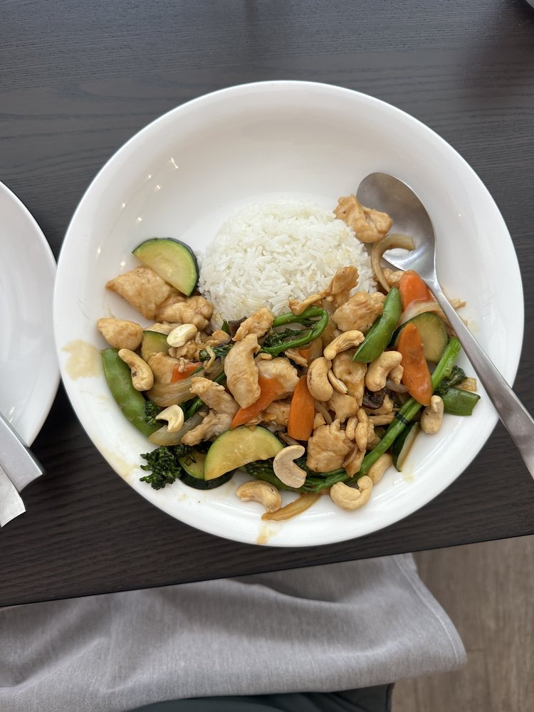 Cashew Chicken