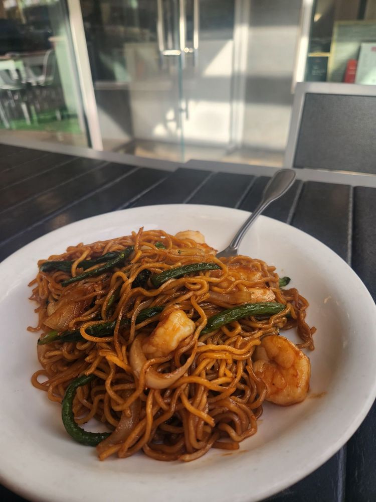 Garlic Shrimp Noodles