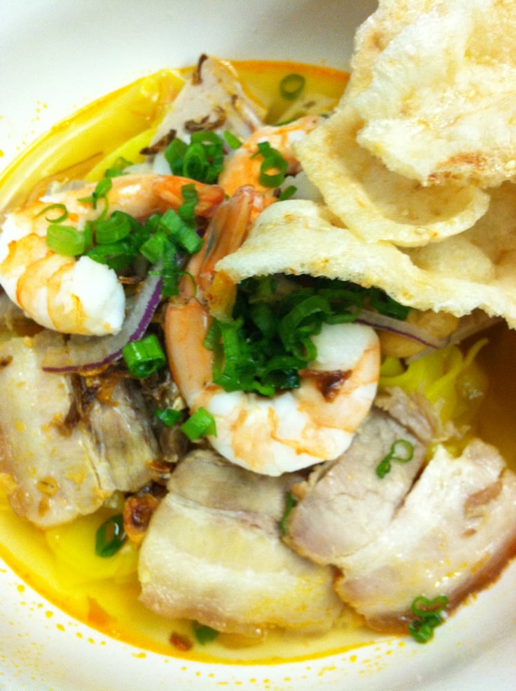 Hu Tieu Tom / Shrimp Rice Noodle Soup