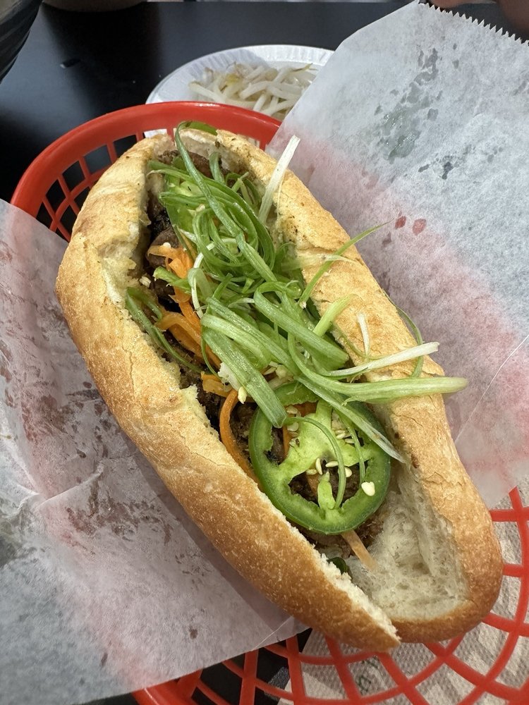 Banh Mi Thit Nuong