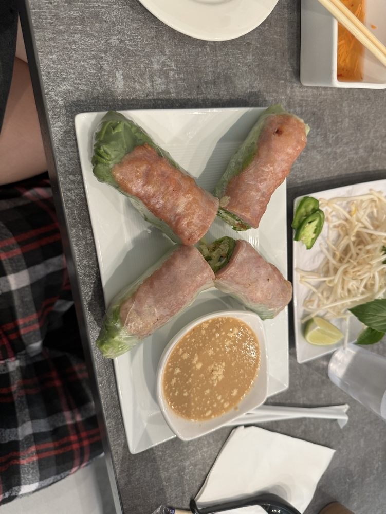 Grilled Pork Spring Roll