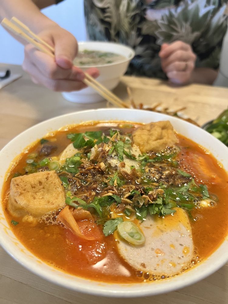 Bun Rieu