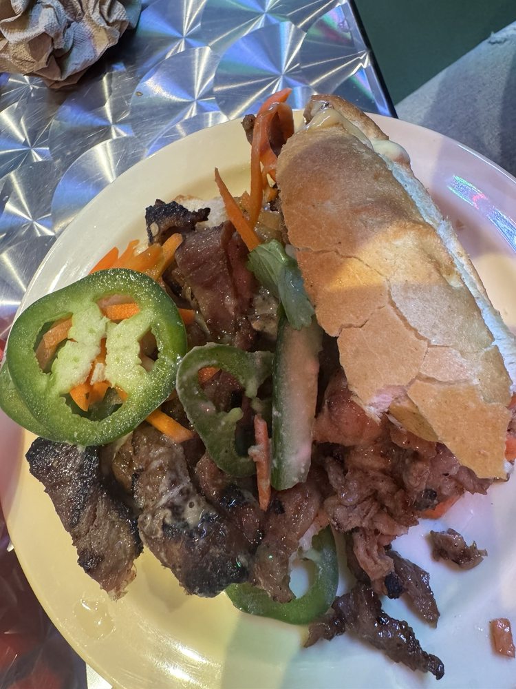 Banh Mi Thit Nuong