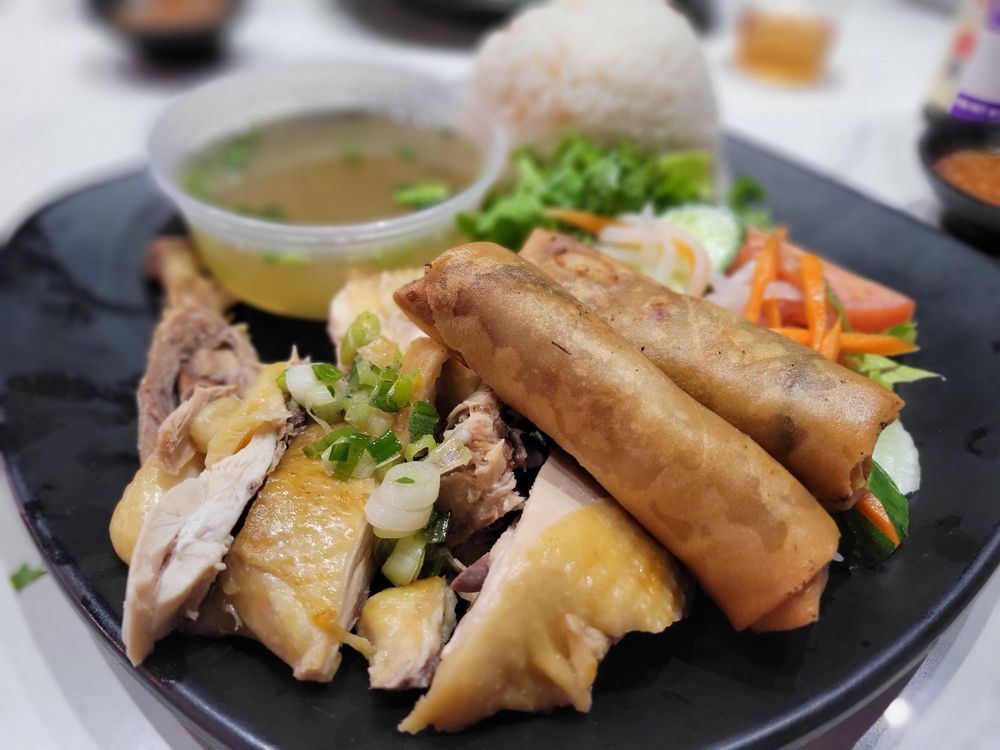 Grilled Pork Patties Spring Roll