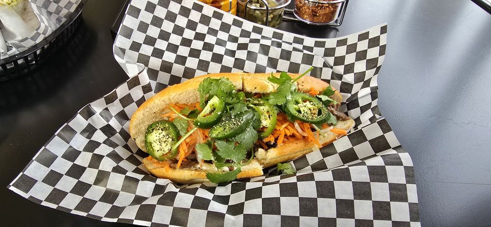 Lemongrass Beef Nom Pang