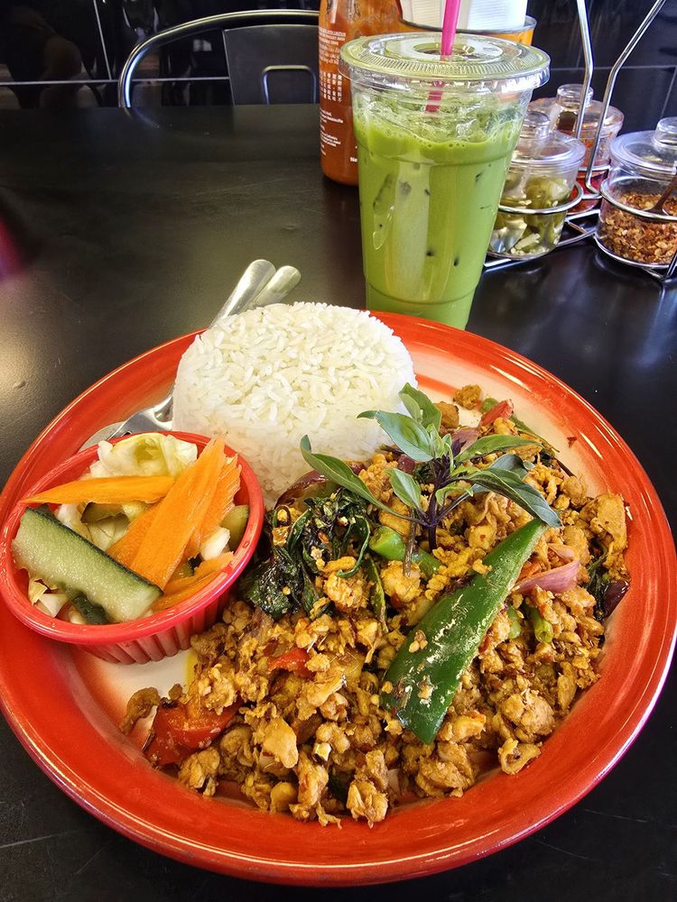 Chicken Cha Kreung