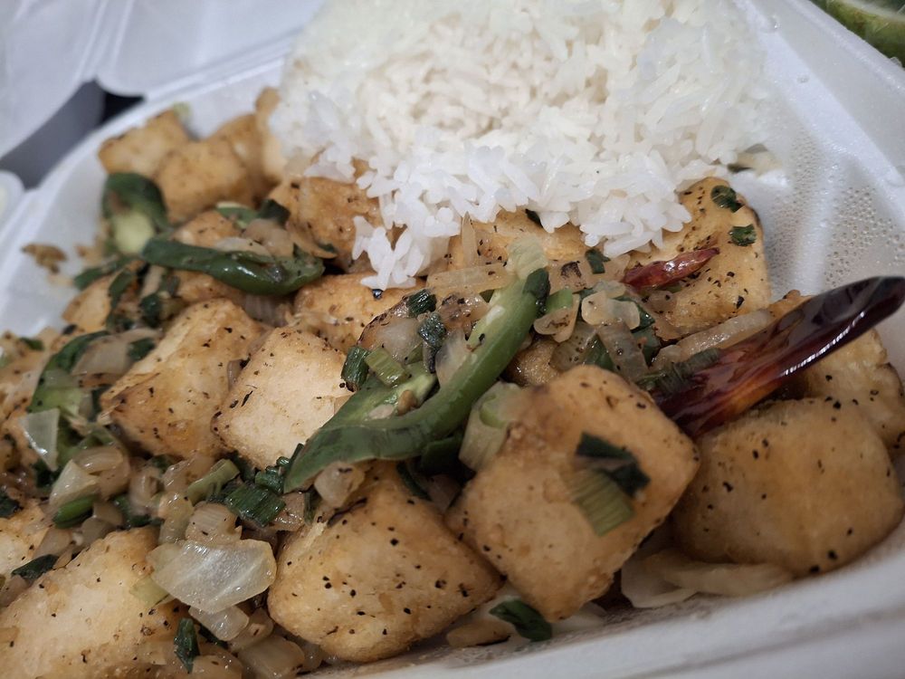 Stir Fried Salt and Pepper Tofu