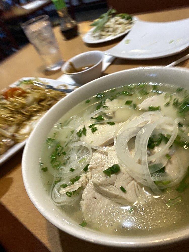 Po9. Chicken Pho