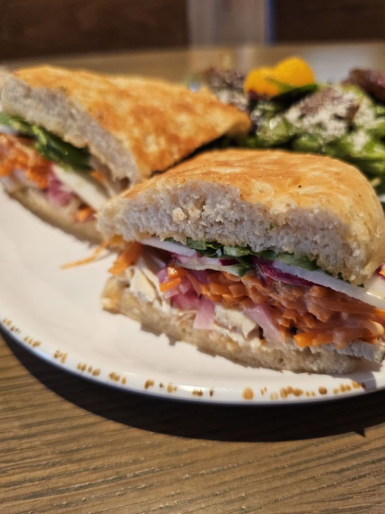 Chicken Bahn Mi