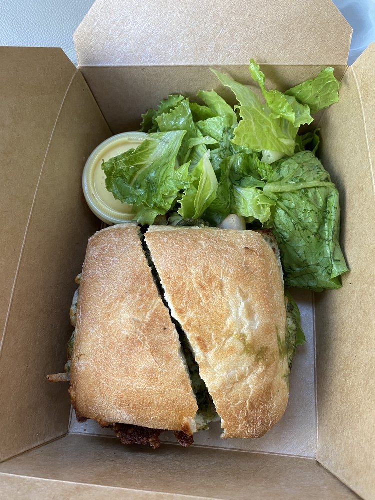 Charmingly Pesto Sandwich