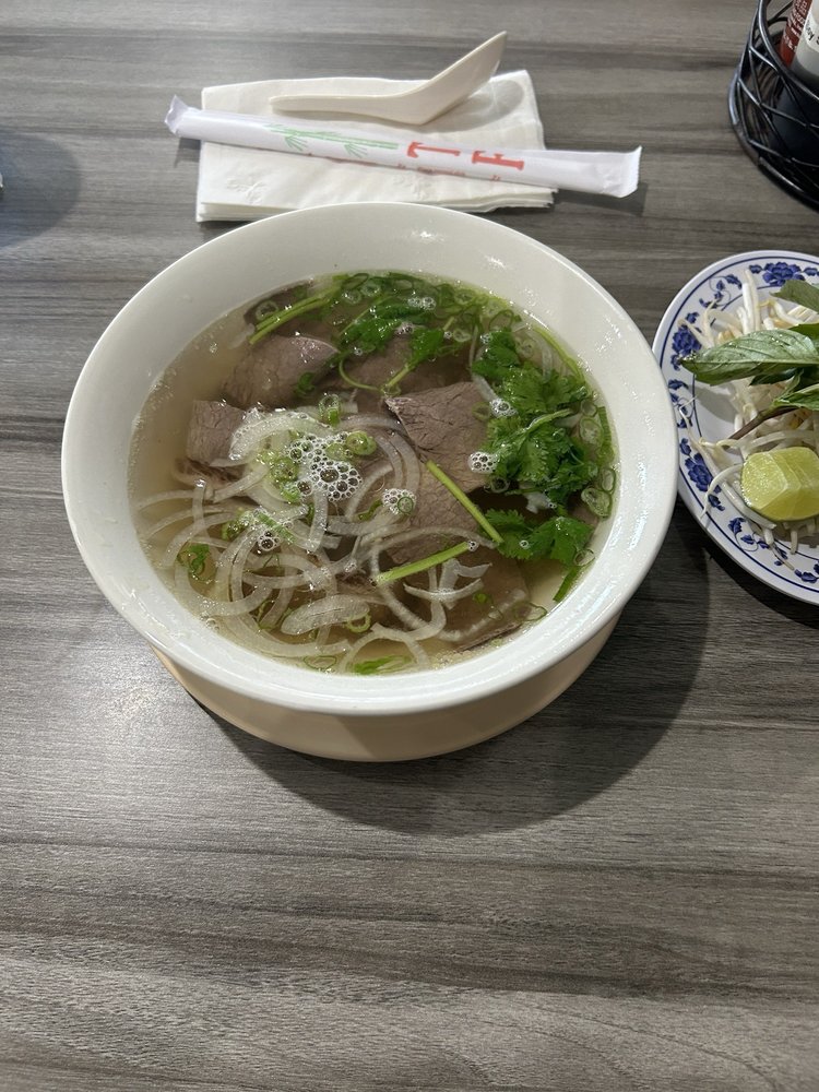 Pho Tai