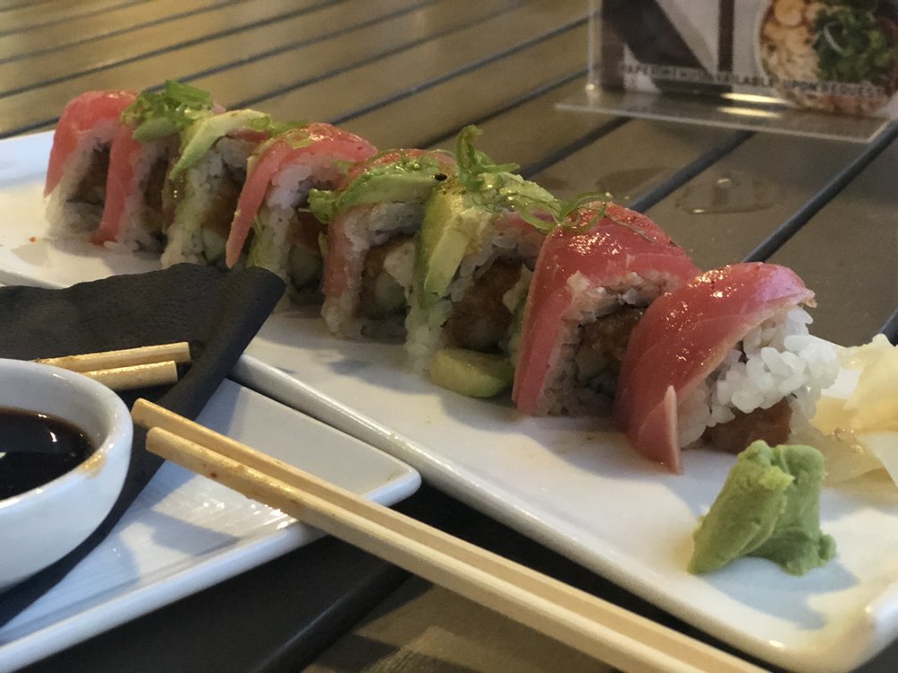 Tuna Tataki Roll