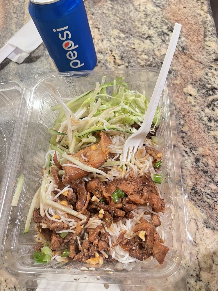 Bahn Mi Lemongrass Chicken