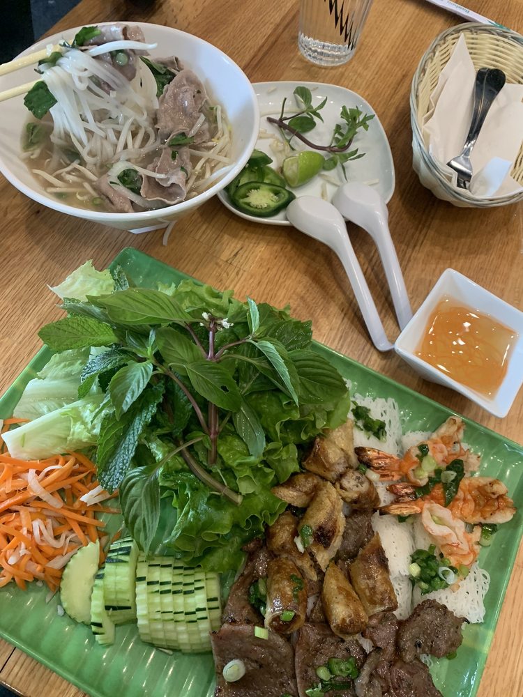Pho Tai