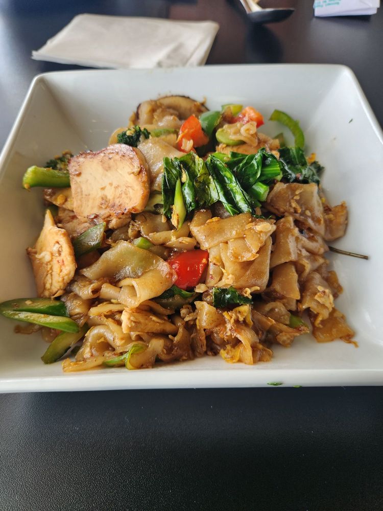 Drunken Noodles