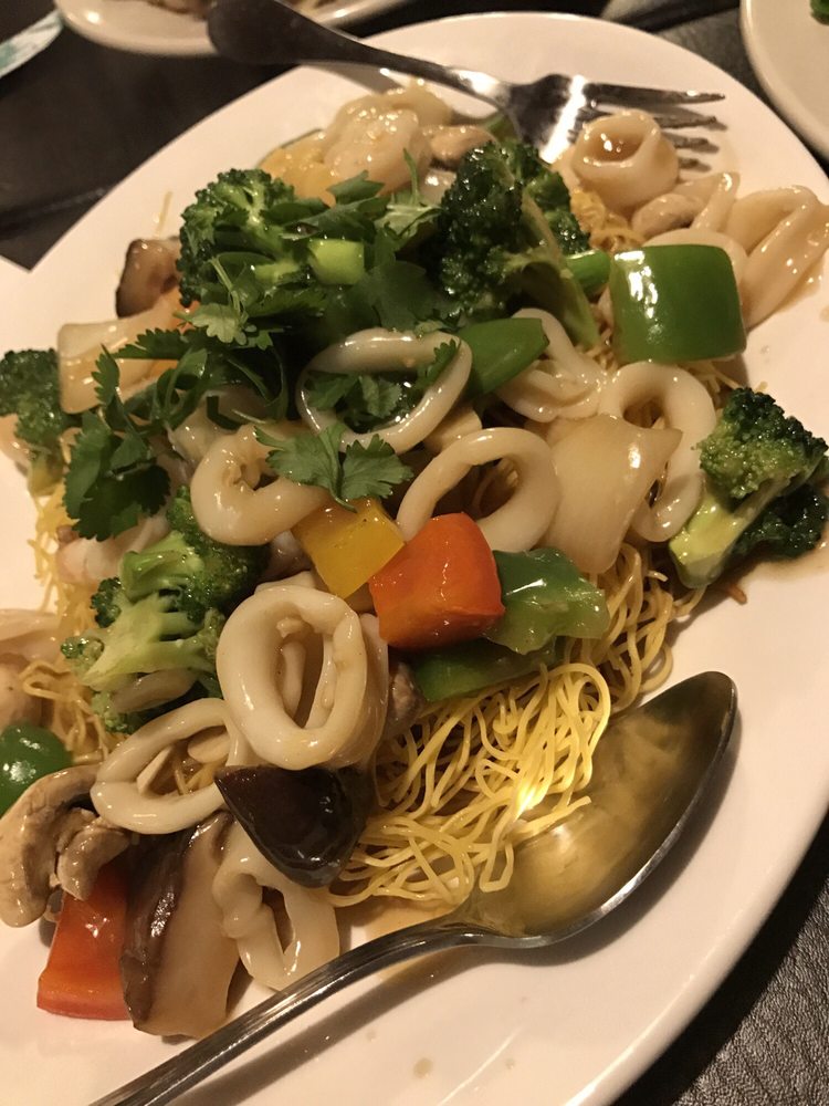 Seafood Pan Fried Noodles