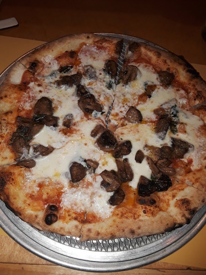 Buffalo Margarita Pizza