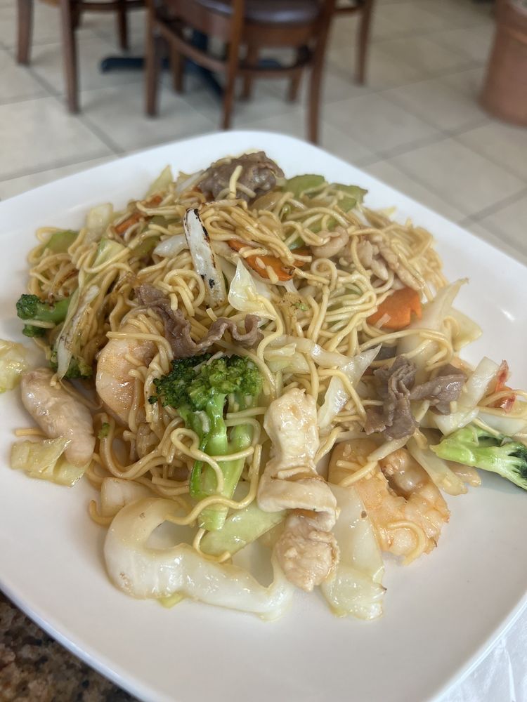 Combination Lo Mein