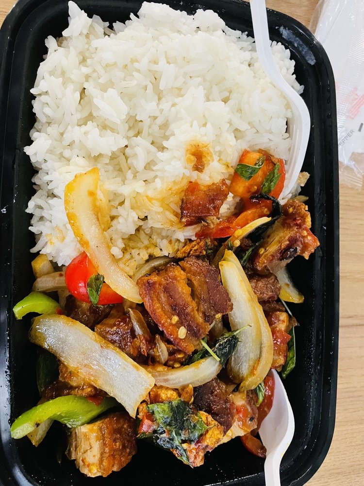 Pad Chicharrons Gra-pao