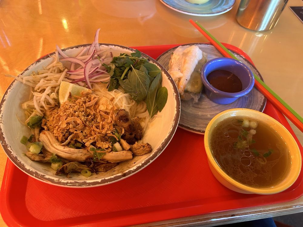 Fresh Shrimp Spring Rolls