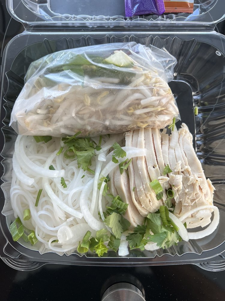 Grilled Chicken Pho